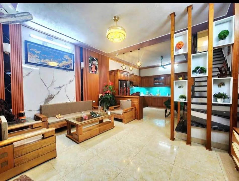 Nhà Đông Vệ 100m² 2.9 tỷ - Sẵn sàng ở ngay