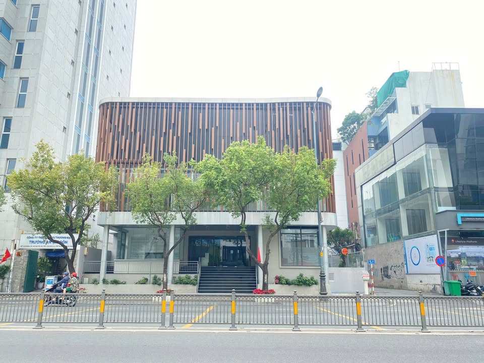 Cho thuê Tòa nhà Building Phú Nhuận 2400m² - Vị trí đắc địa Quận 3