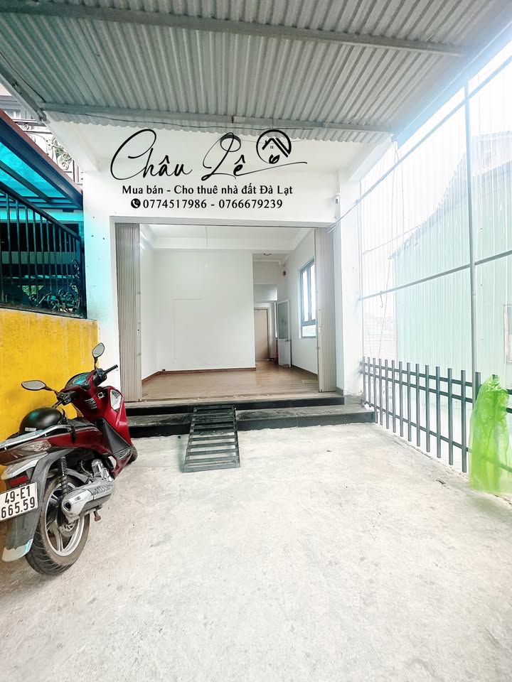 Cho thuê mặt bằng kinh doanh Đường chính Hai Bà Trưng, Hà Nội - 4 triệu/tháng