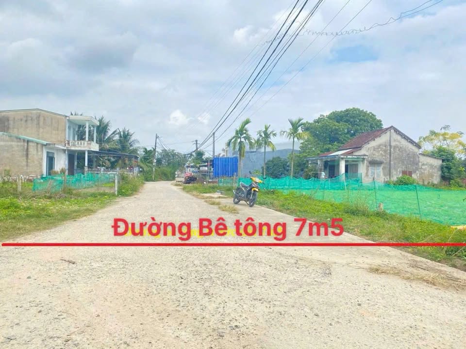 Bán Đất Lô Góc 142m² Mặt Tiền 8m Đường 7m5 Đà Nẵng - Giá Tốt