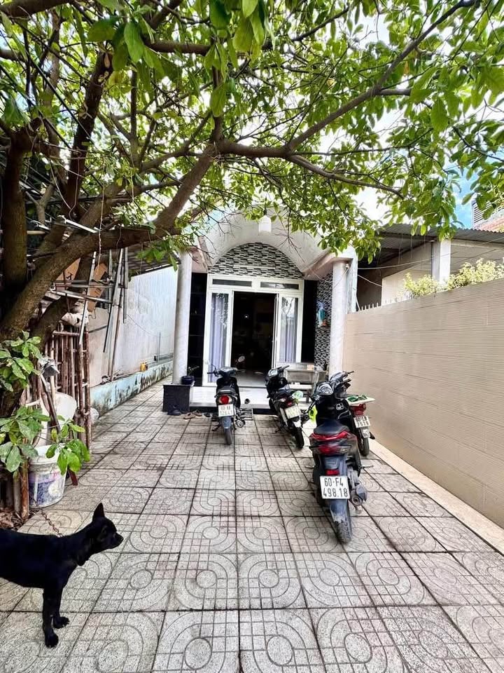 Bán Nhà Phường Tân Biên, Biên Hòa - 160m² Sổ Hồng, Sân Hơi