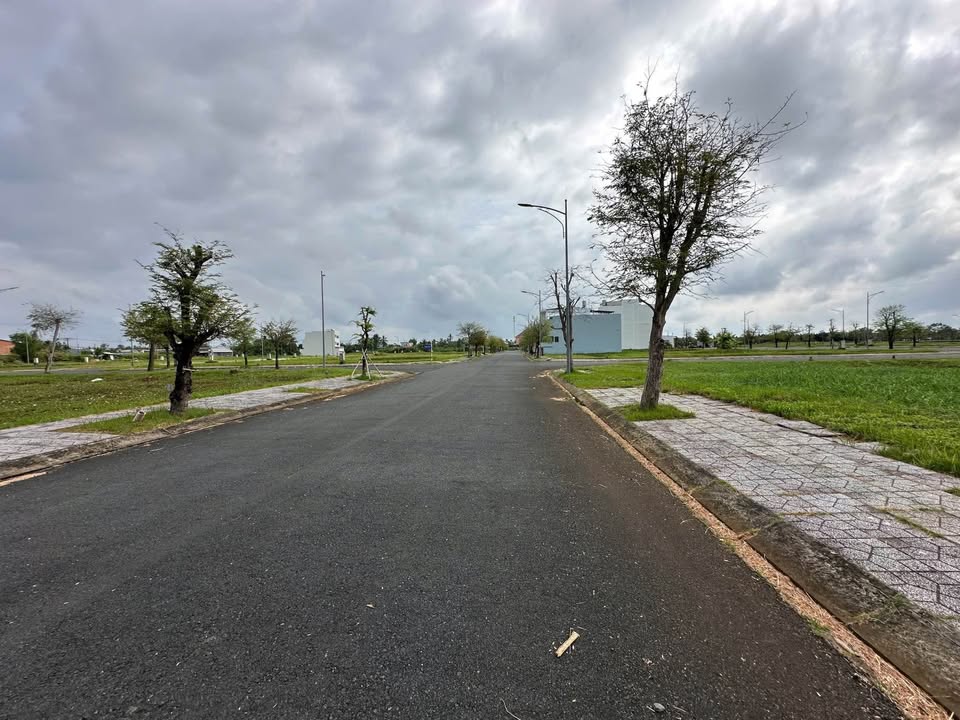 Bán đất nền Happy Home Cà Mau 100m² - Sổ hồng sẵn, giá tốt