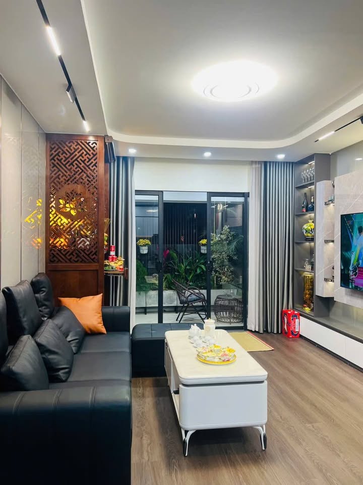 Bán Căn hộ Chelsea Park E1 98m² Full Nội Thất - Sổ Đỏ Sẵn Sàng