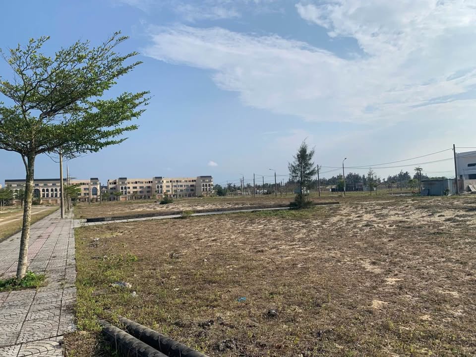 Đất nền Điện Ngọc 110m² 3,2 tỷ - hạ tầng hoàn thiện