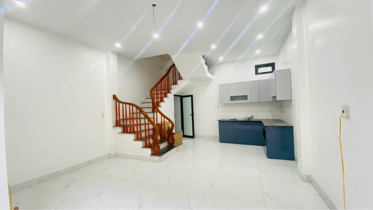 Nhà 3 Tầng 35m² Quang Trung, TP. Thái Bình - Sẵn Sàng Đón Gia Đình