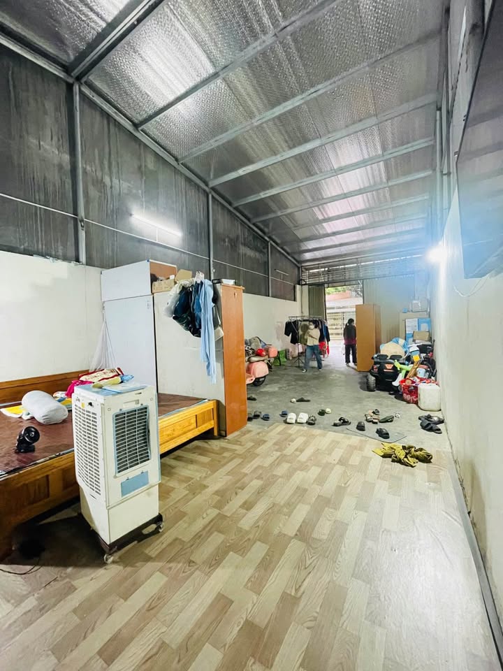 Nhà cấp 4 Đường Đô Đốc Lộc 100m² - Chính chủ bán, sổ đỏ sẵn sàng!