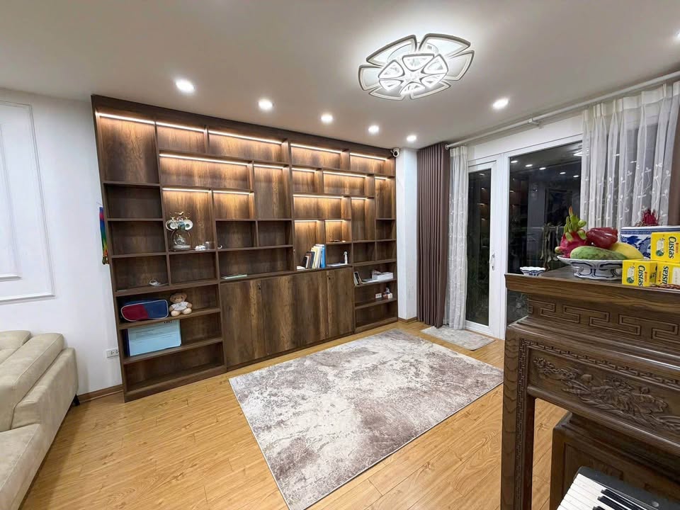 Căn hộ Victoria Văn Phú 120m² - Hướng Đông Nam, Tầng Trung đẹp!