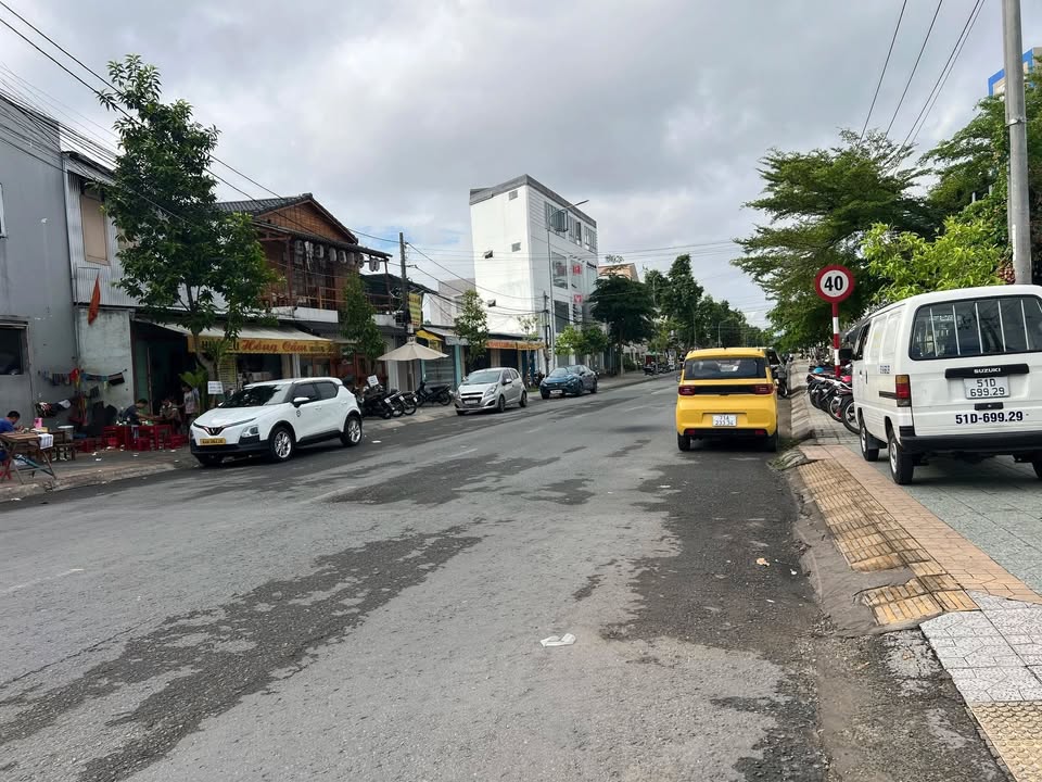 Nhà Mặt Tiền Kinh Doanh Trục Chính Chợ Chùa, Bến Tre - 85m² Giá 7.5 Tỷ