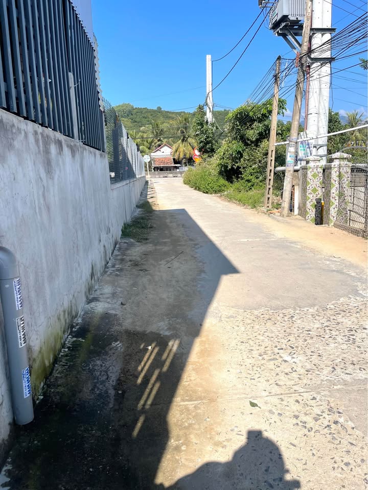 Đất Vạn Hưng, Khánh Hòa 200m² - Sổ Đỏ Full Thổ Cư, Sát Biển