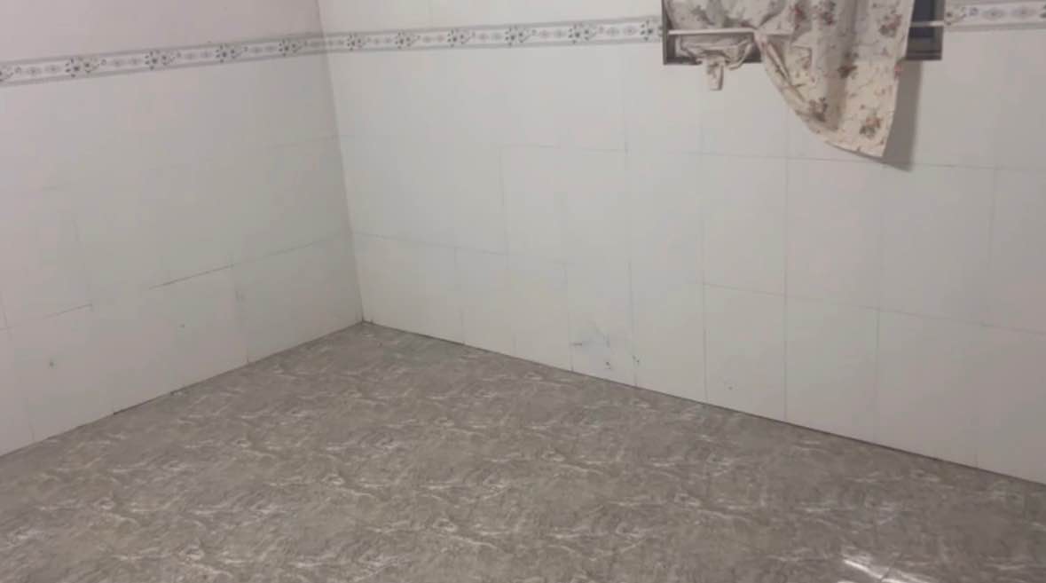 Nhà Nguyên Căn 3PN Hẻm Phan Chu Trinh, Bảo Lộc - Sân Oto, Giá 3.2 Triệu