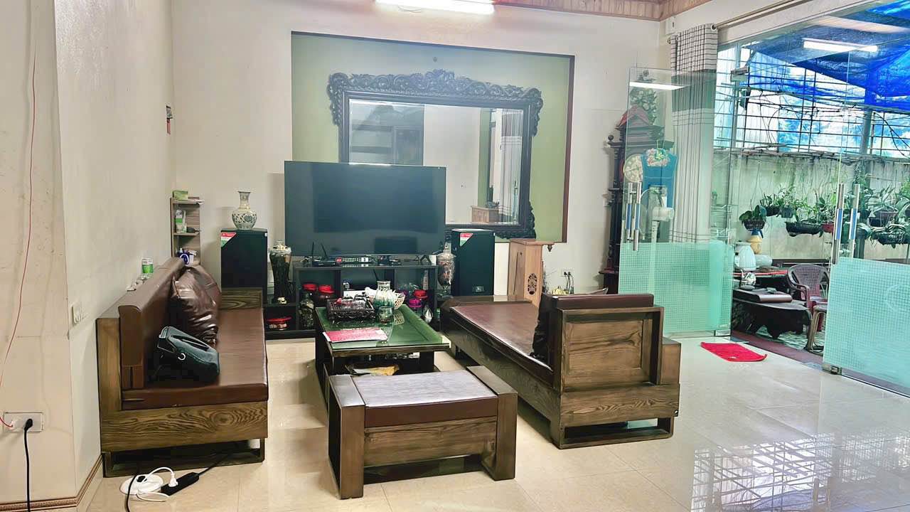 Nhà riêng Lào Cai 200m² giá 4.26 tỷ - Ô tô vào tận nhà