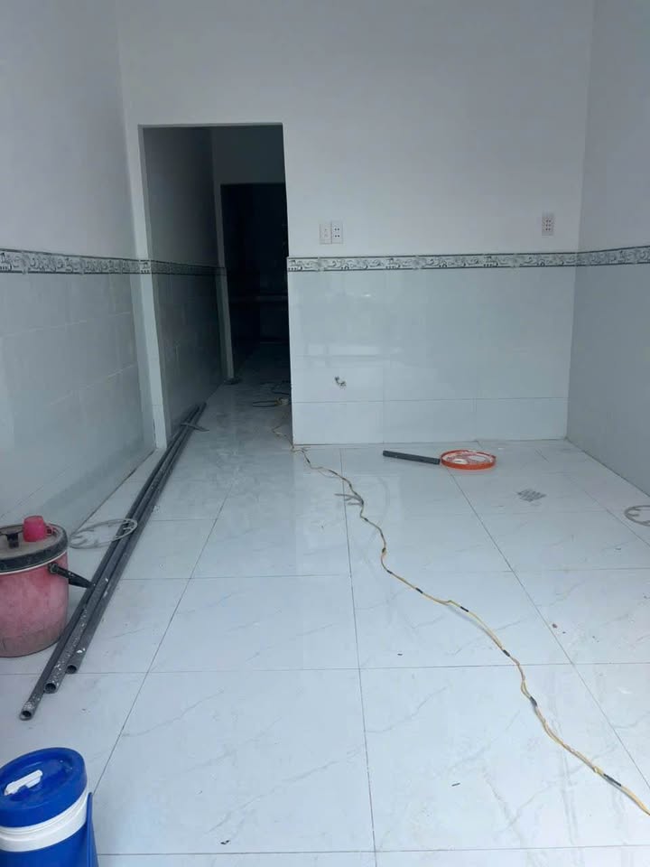 Bán nhà Thị trấn Cần Giuộc 34m² giá 750 triệu - Giá tốt hiếm có!