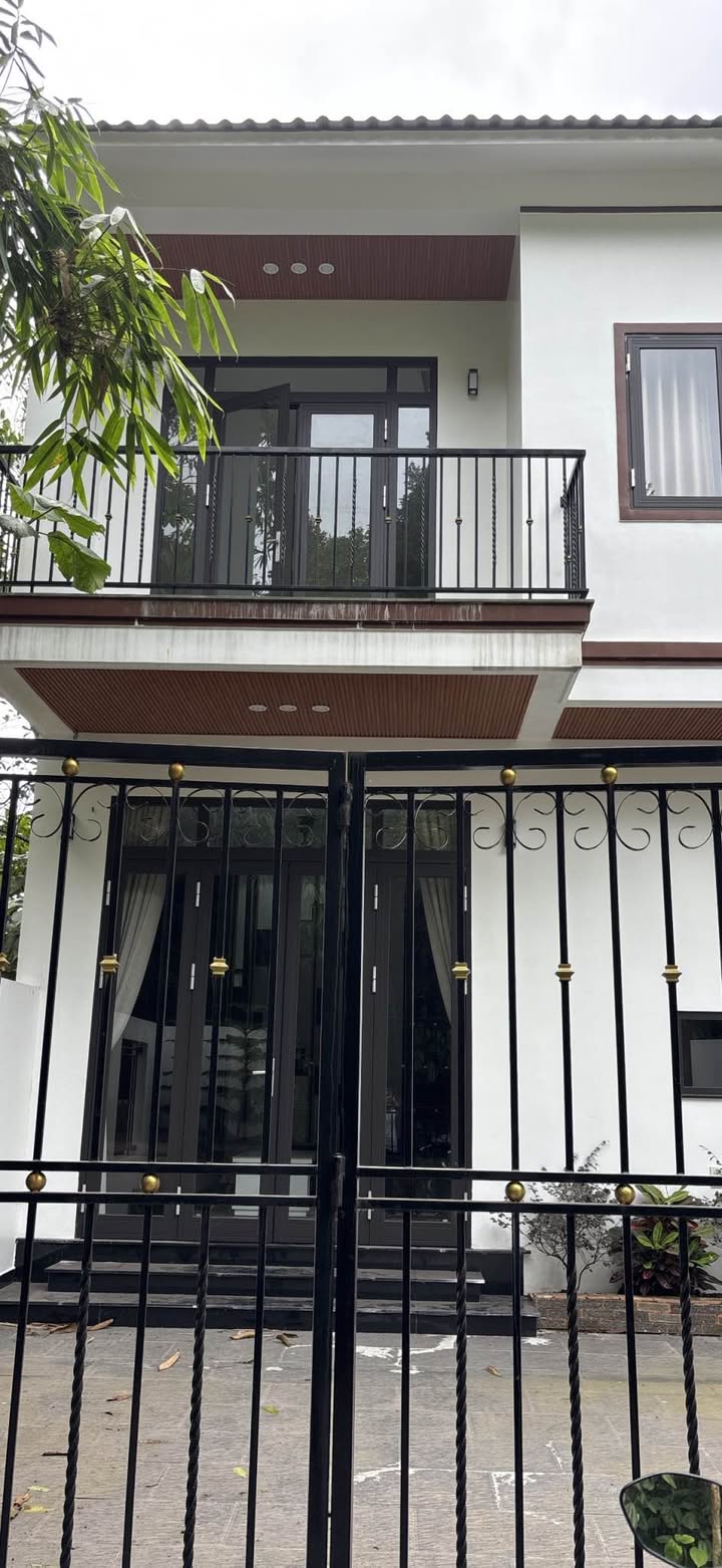 Nhà 97.6m² Lê Ngô Cát, Huế - Giảm 300 Triệu, Full Nội Thất, Sẵn Ở!