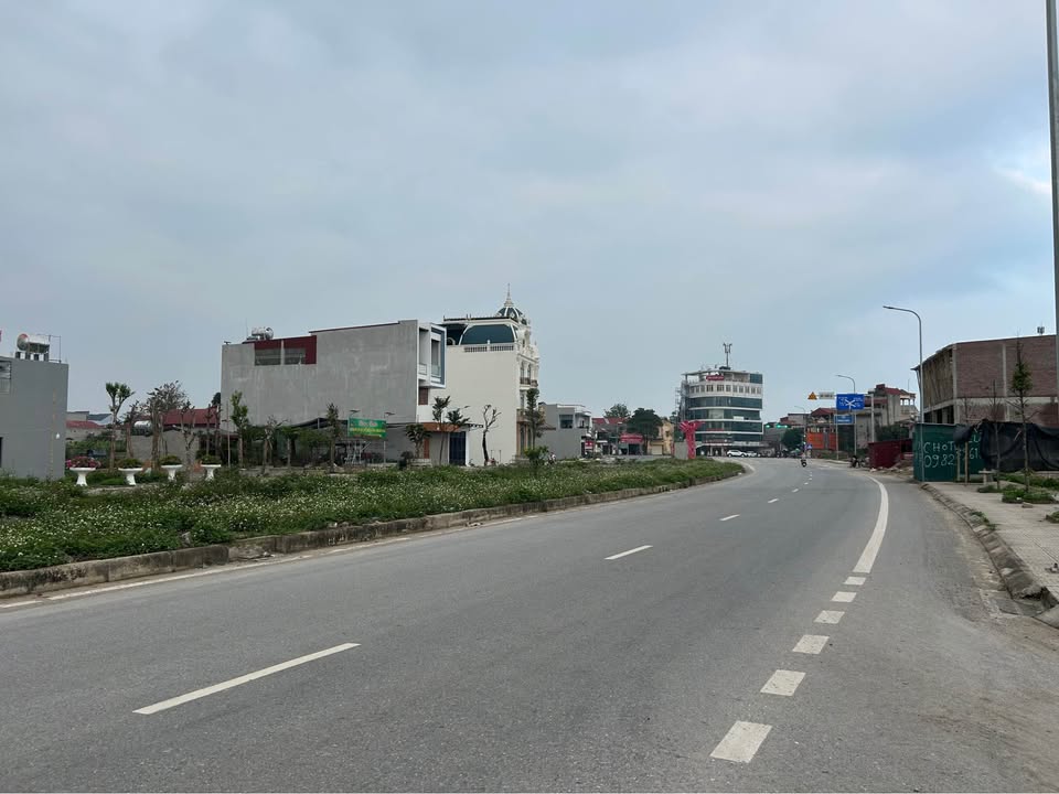 Đất nền 100m² MT đường đôi Ngã 5 Thọ Xuân, giá 3 tỷ - Cơ hội đầu tư