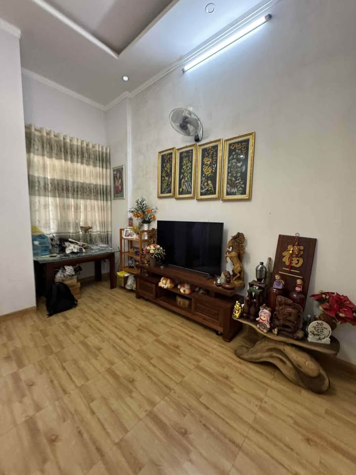Nhà riêng Hẻm 473 Ymoan, BMT 107.5m² giá 2.5 tỷ - Ô tô vào tận nhà!