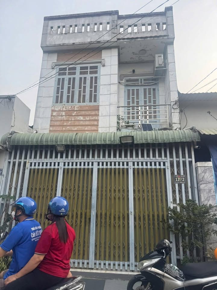 Nhà 2 Tầng 3PN Nguyễn Văn Trỗi, TDM - Giá 7 Triệu/Tháng