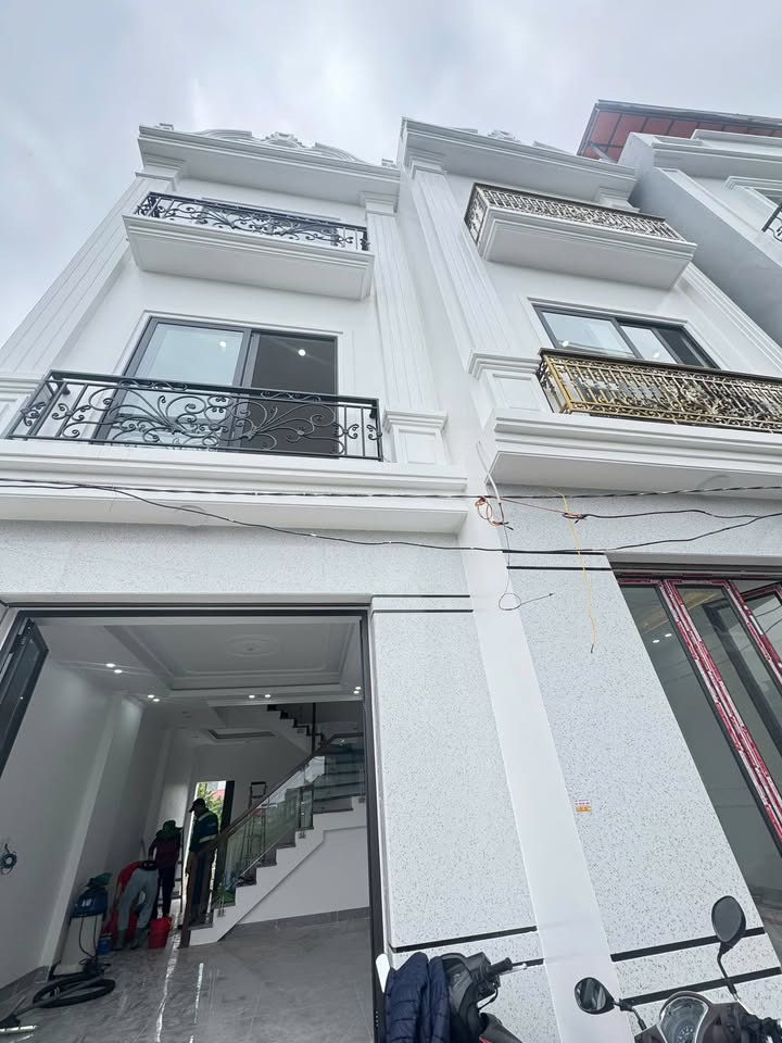 Nhà riêng Ngô Quyền 42m² giá 3.95 tỷ - Ô tô vào tận nhà!