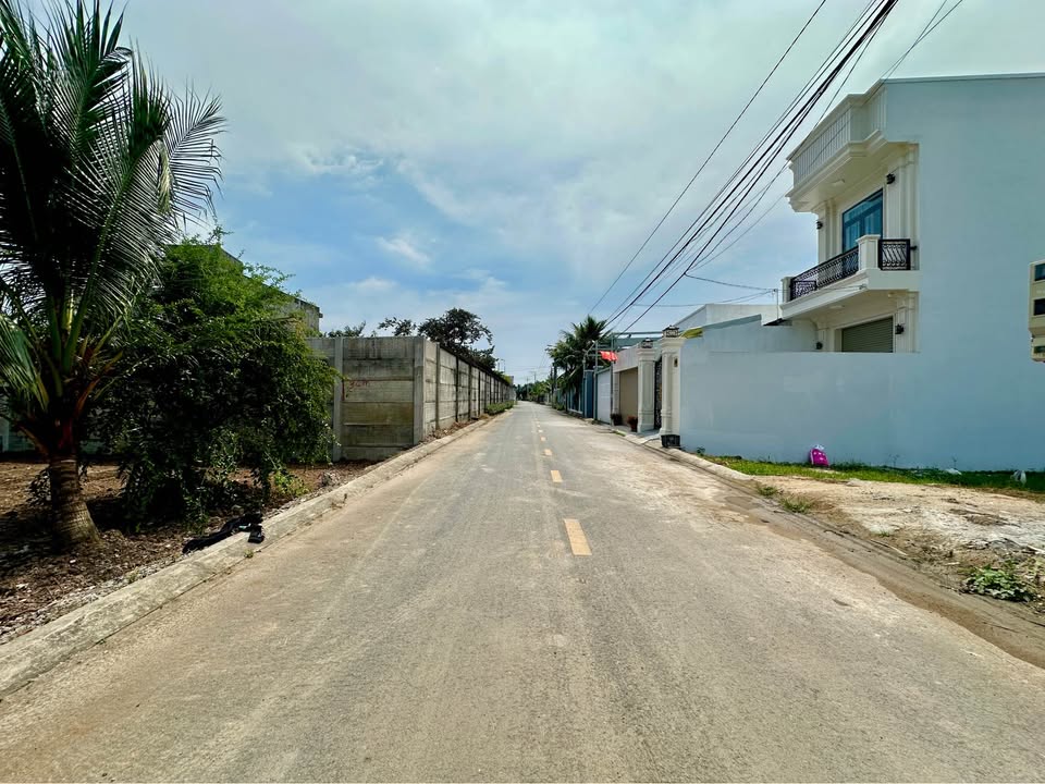 Đất nền Phường 3 Mỹ Tho 100m² hơn 2 tỷ - Sổ đỏ chính chủ!