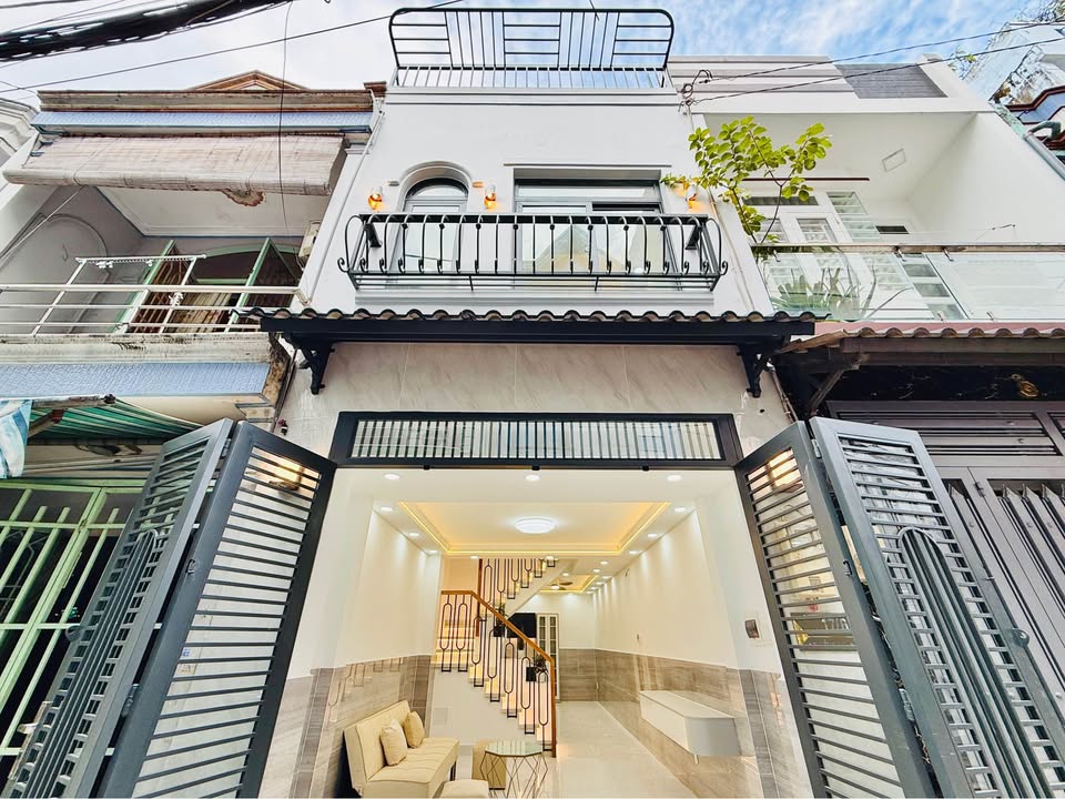 Bán nhà Nguyễn Tư Giản Gò Vấp 43m² giá 5.68 tỷ - Ô tô vào tận nhà!