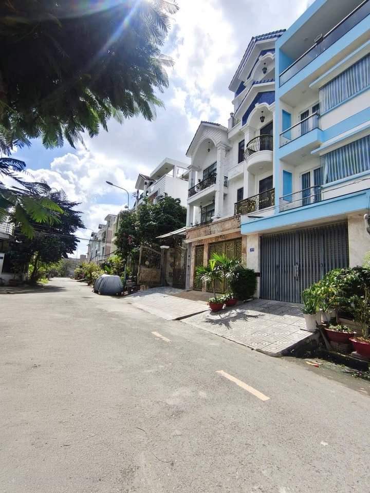 Nhà mặt tiền KDC Phong Phú Củ Chi 105m² - Chính chủ bán