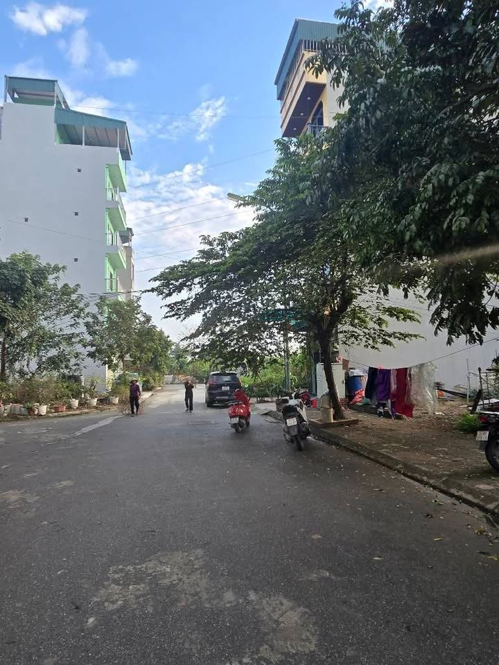 Đất DV Phú Lương Hà Đông 50m² - Sổ Đỏ Vuông Vắn, Giá 10.5 Tỷ