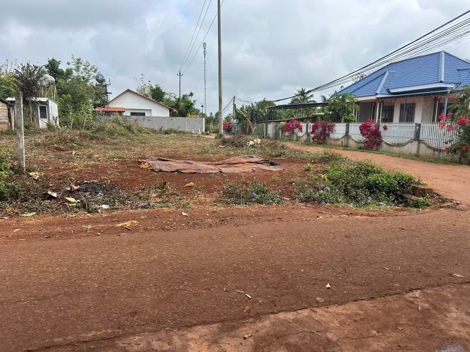 Bán đất Ea Kao BMT 560m² - Lô góc 2 mặt tiền cực đẹp!