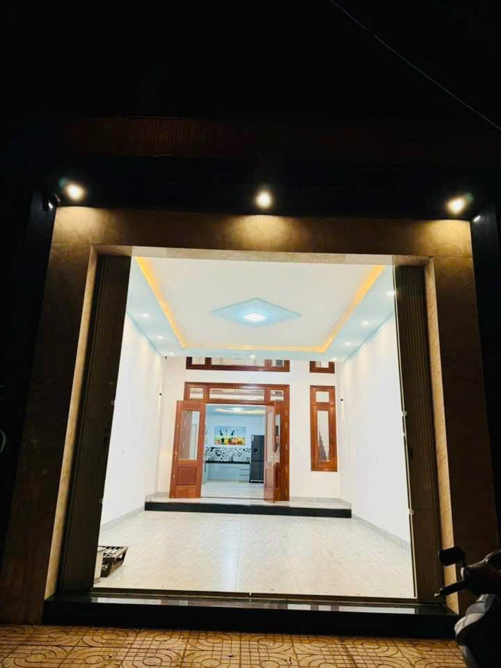 Nhà mặt tiền Tôn Thất Tùng 125m² giá 10 triệu - Thích hợp KD ngay!