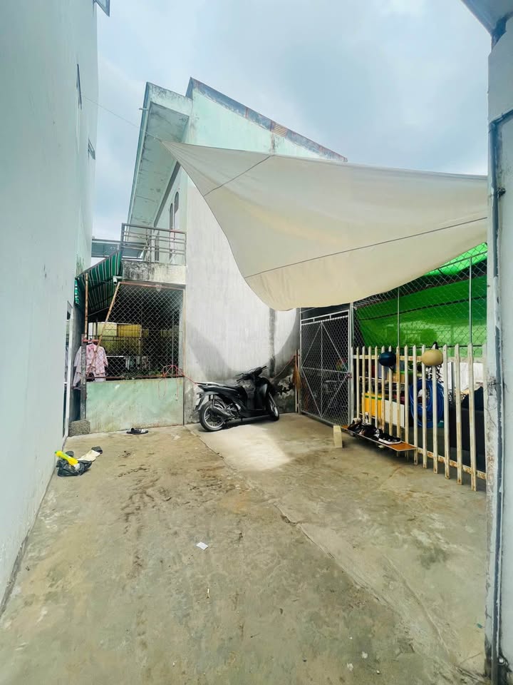 Bán Đất 100m² Nguyễn Văn Cừ, Cần Thơ - Hướng Tây Nam, Giá Tốt