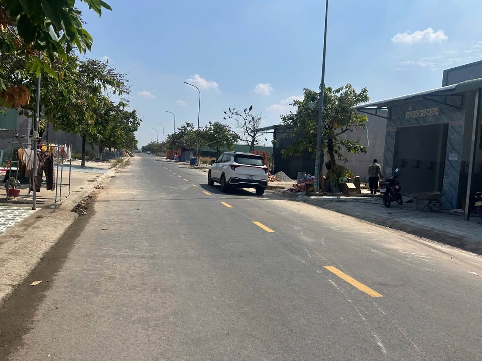 Bán nhà trọ Dĩ An 150m² - Dòng tiền ổn định, sát KCN VSIP 2