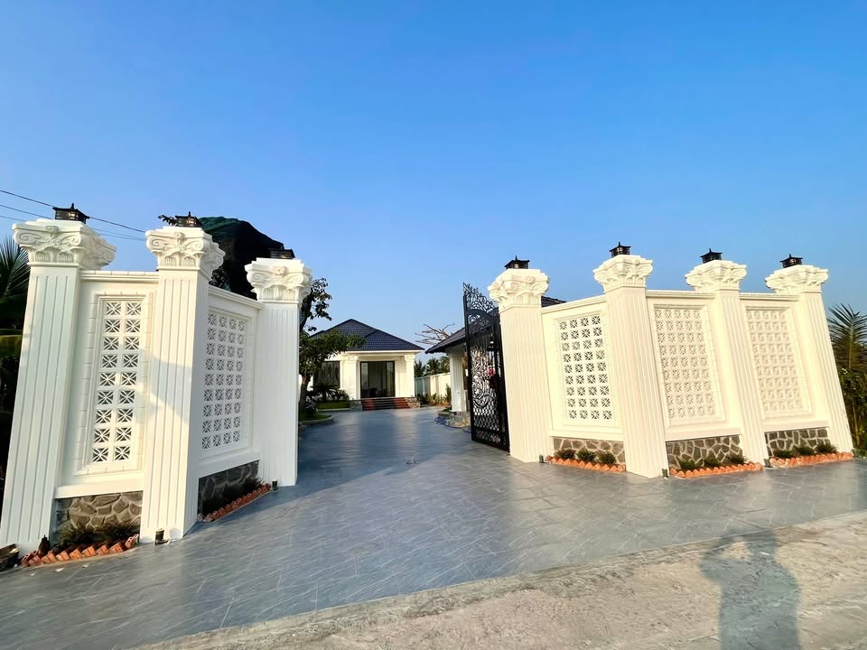 Nhà Vườn Tiền Giang 600m² - Nghỉ Dưỡng Lý Tưởng, Sổ Hồng Sẵn!
