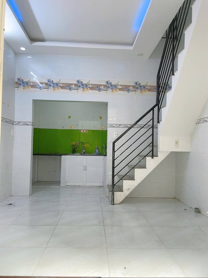 Nhà Phố Phú Thọ Hòa 18m² – Mặt Tiền Kinh Doanh Tốt!