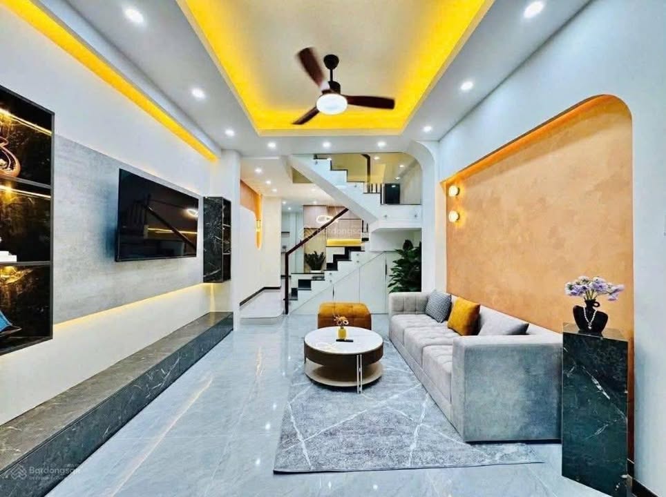 Nhà Thái Hà 45m² giá 8.75 tỷ - Ô tô vào tận nhà, full nội thất!