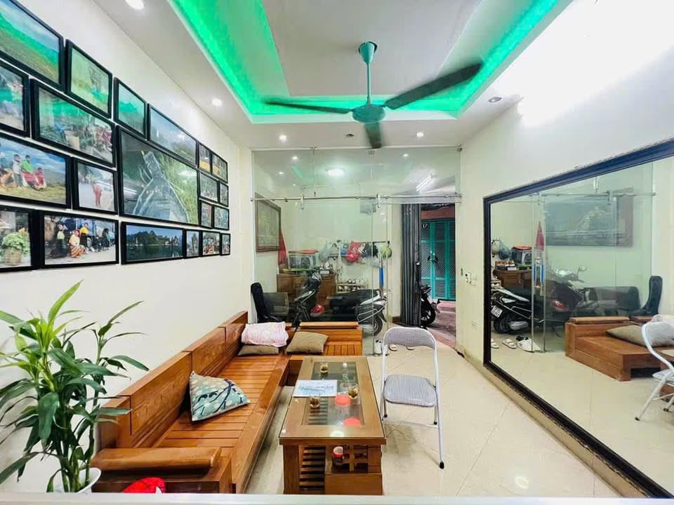 Nhà Đẹp 35m² Khuất Duy Tiến, Thanh Xuân - Giá 5 Tỷ, Ngõ Thông, Sẵn Sàng Đón Tết