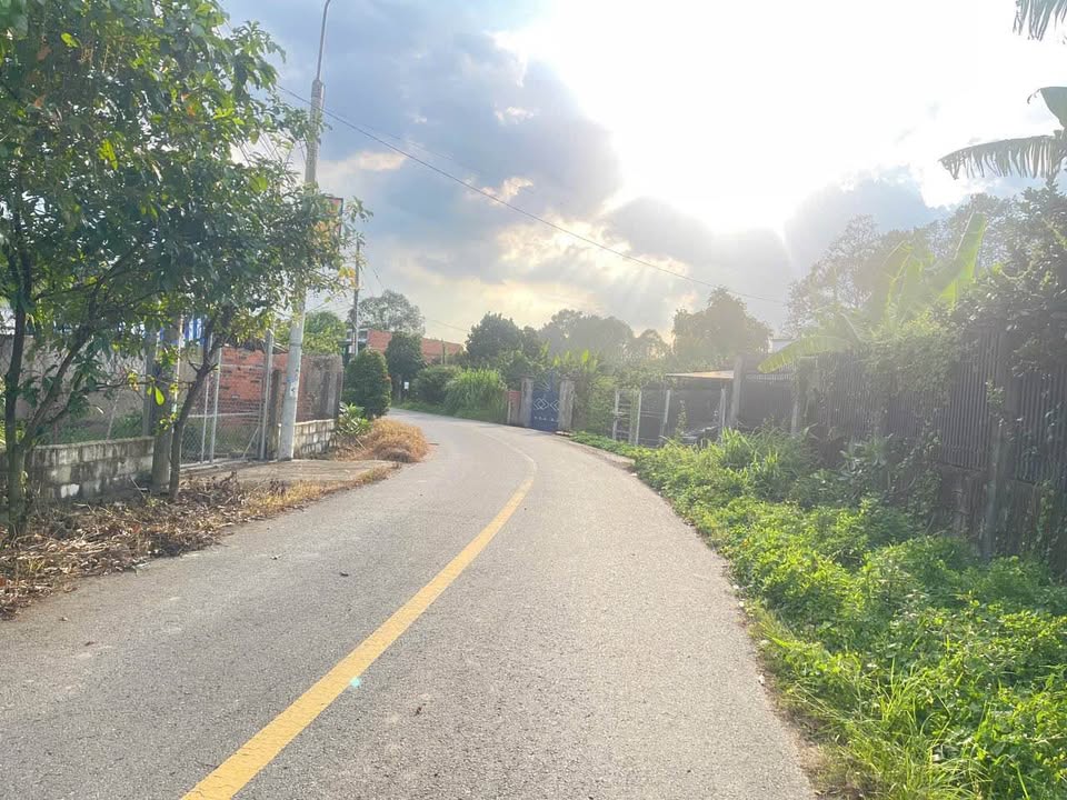 Đất Vườn 1300m² Sổ Riêng View Sông Cái, Vĩnh Cửu - Giá 15 Tỷ