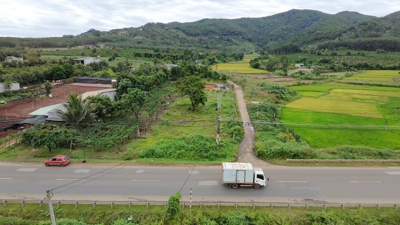 Đất Nền Chư Pưh, Gia Lai - Sổ Đỏ 100% Thổ Cư, Giá 400 Triệu