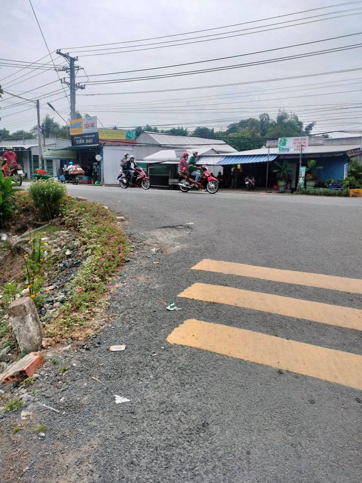 Đất nền Ấp Bình Trung, Đồng Tháp 180m² - Hạ tầng hoàn thiện