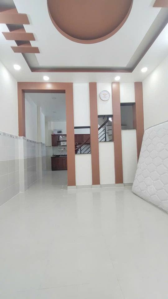 Nhà Cho Thuê Quận 4, 24m², 2PN - Giá 10 Triệu/Tháng, Sẵn Sàng Dọn Vào!