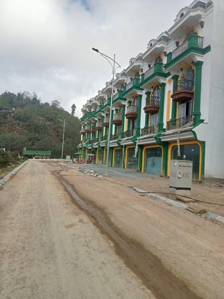 Shophouse Sapa 350m² - Vị trí đắc địa, kinh doanh đỉnh cao!