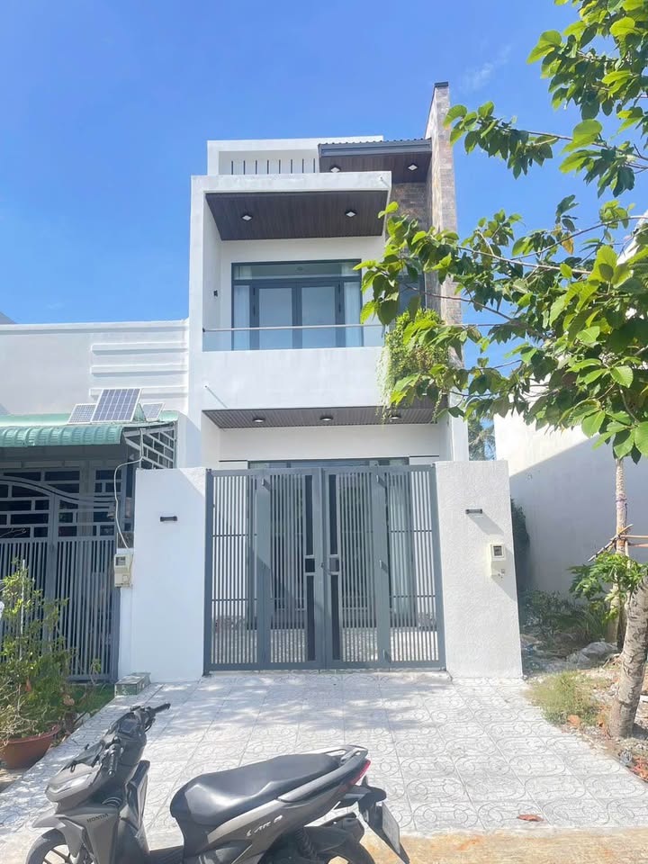 Nhà An Bình Rạch Giá 90m2 2.99 tỷ - Sẵn sàng ở ngay