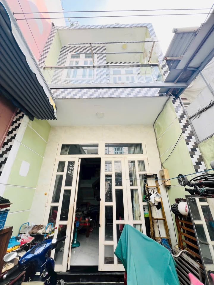 Nhà riêng Quận 7 64m² - Sổ hồng sẵn, ô tô vào tận nhà!