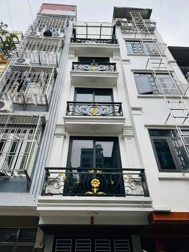 Nhà 42m² Phú Diễn, Bắc Từ Liêm - Ô tô tránh, Giá tốt!