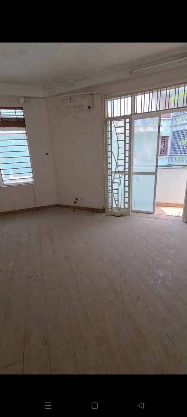 Nhà Lô Góc Văn Quán 103m² (4 Tầng, MT 20m) - Kinh Doanh Đỉnh Cao 28.5 Tỷ