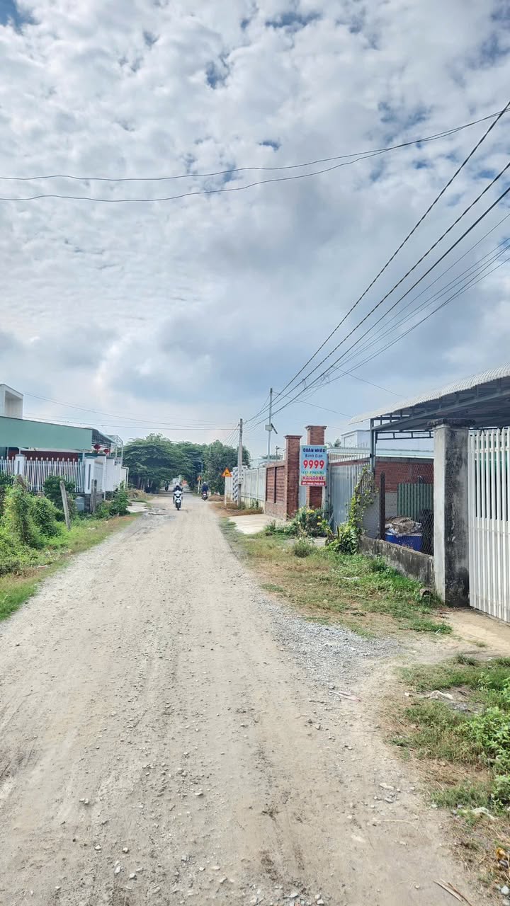 Nhà riêng 216m² Bàu Năng, TP Tây Ninh 1.7 tỷ - Ô tô vào tận nhà!