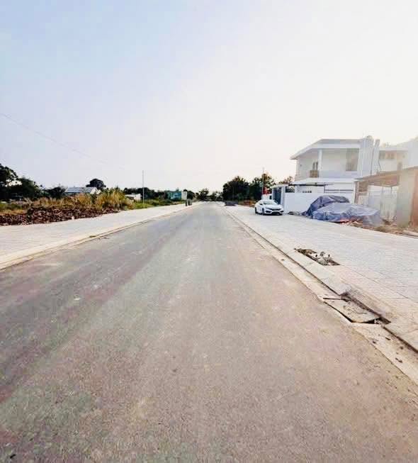 Đất nền Mặt tiền đường nhựa Tam Long, Bà Rịa - 127.4m² - 2.3 tỷ
