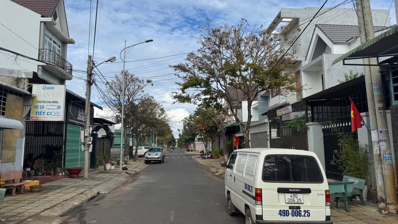 Đất nền Đức Trọng 121m² - Sổ đỏ chính chủ, tiềm năng tăng giá!