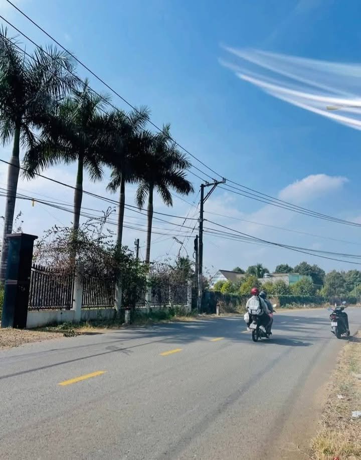 Đất nền Long Khánh 125m² - Sổ đỏ chính chủ, đường to ô tô