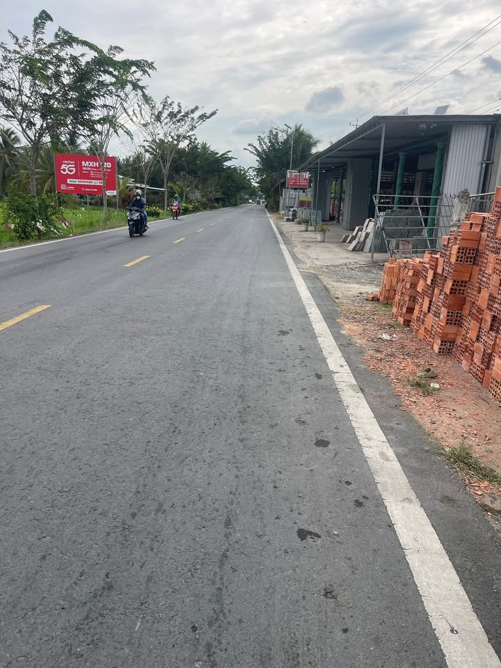 Bán Đất Mặt Tiền QL54 Cầu Kè, Trà Vinh - 320m², 1.2 Tỷ, Dân Cư Đông Đúc