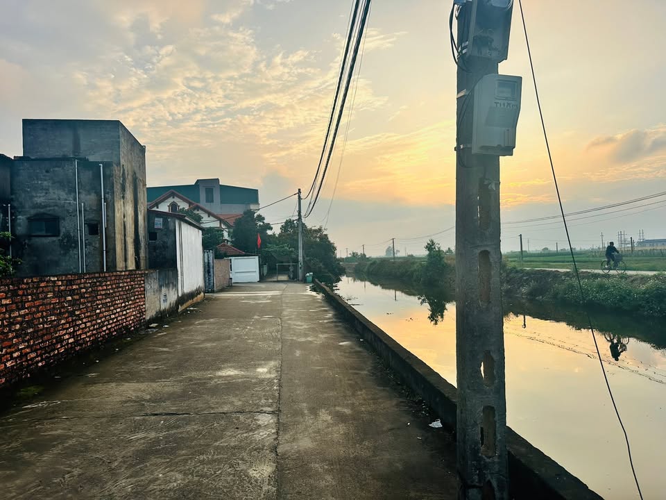 Đất nền Cẩm Giàng 121m² Lôi Xá - Đường to ô tô, Chỉ 2.x tỷ