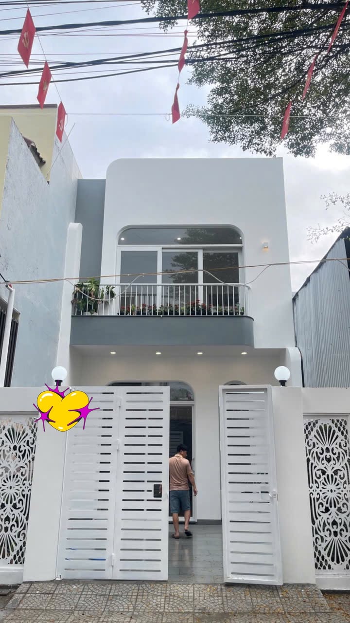 Nhà Mặt Tiền Bùi Giáng, 85m², 3PN, Full Nội Thất, Sân Ô Tô - Đà Nẵng