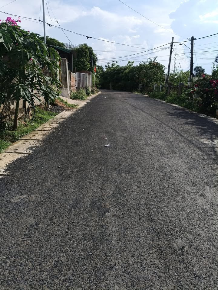 Đất nền Đăk Rô 1000m² - Sổ đỏ chính chủ, công chứng ngay!